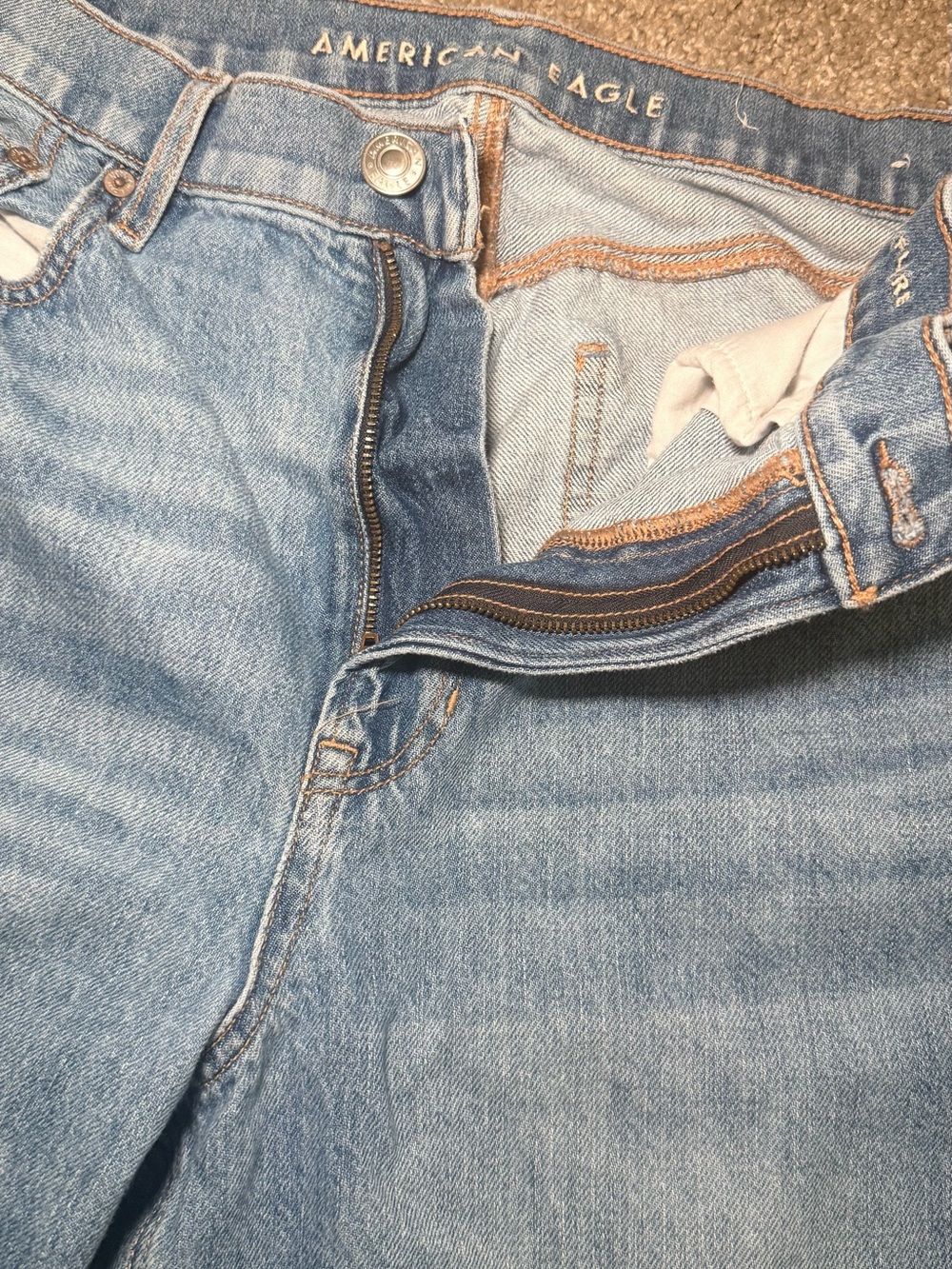 American Eagle Outfitters High Rise 90s Flare - Picture 5 of 8